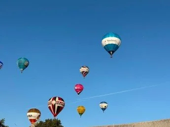 Advertising banner hot air balloon