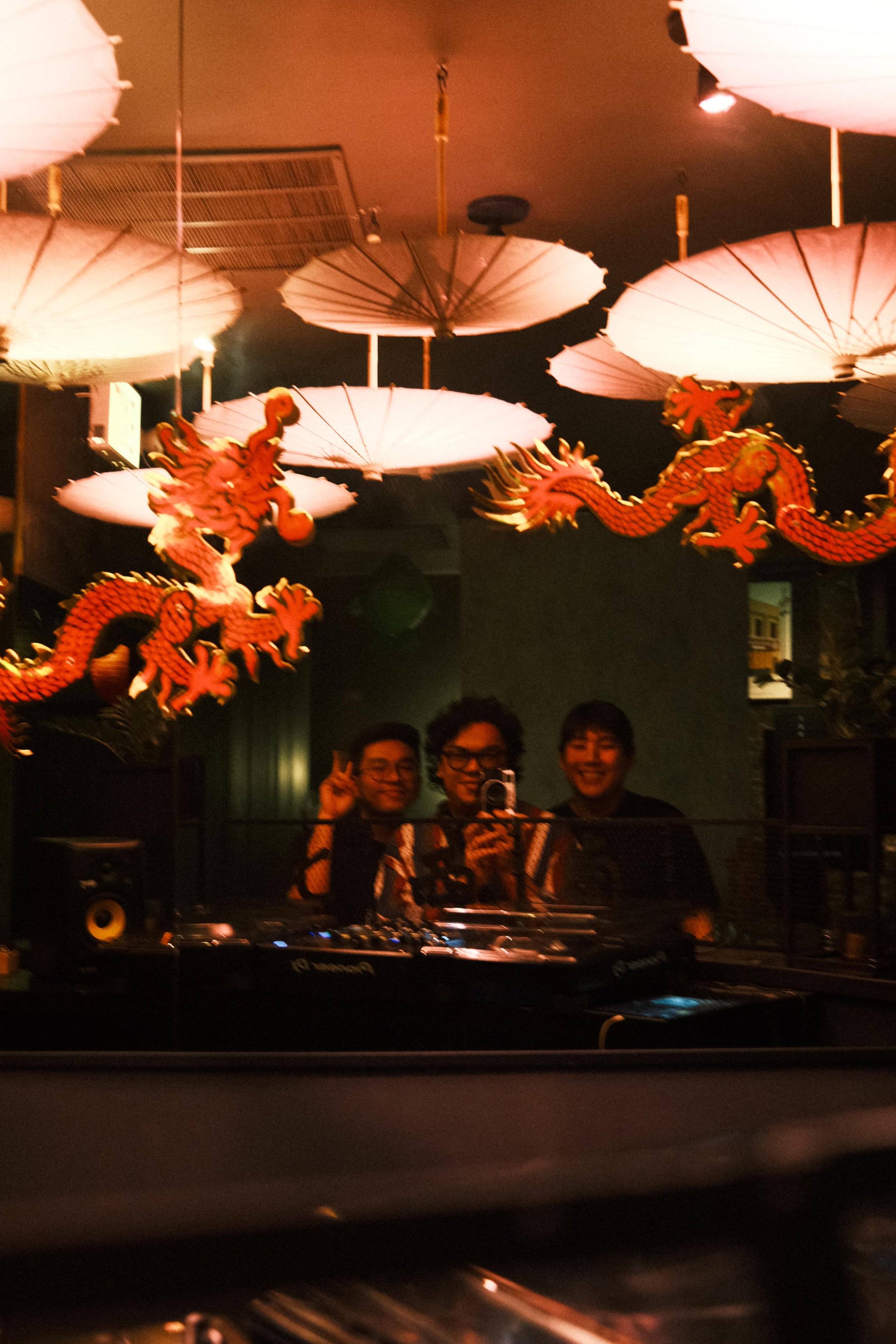 Nine Bar DSCF8290.JPG