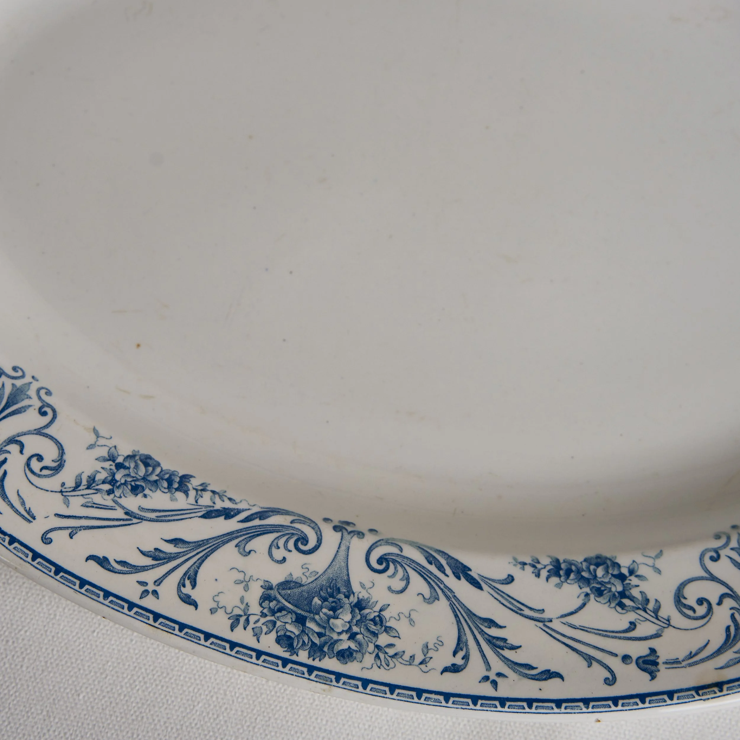 Louis_XVI_Large_Serving_Platter_003.jpg
