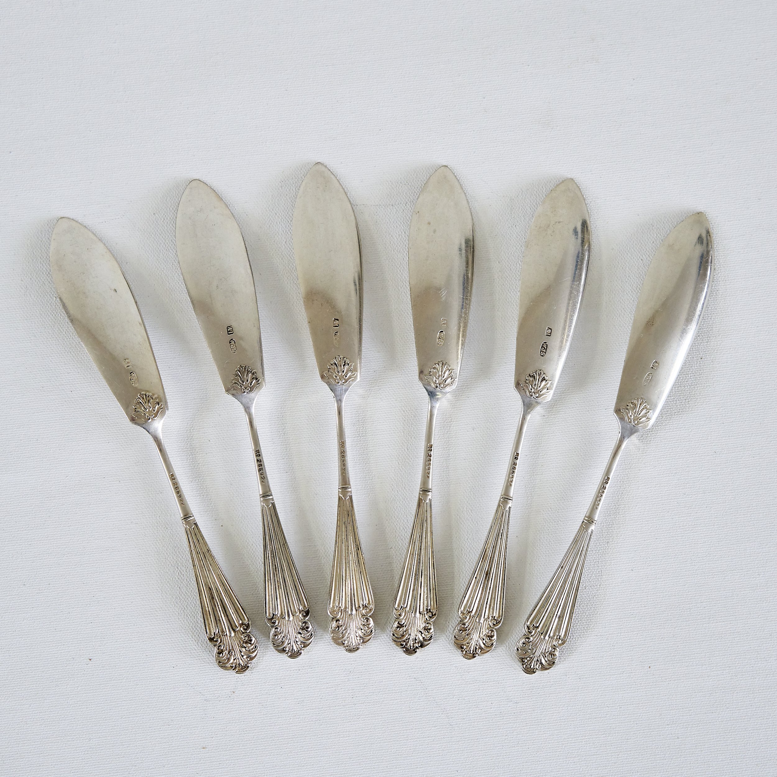 Fish_Knives_002.jpg