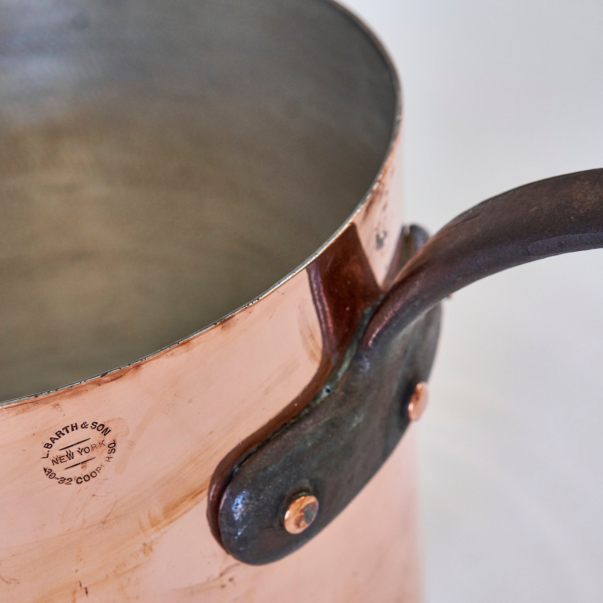 XL_Copper_Pot_002.jpg