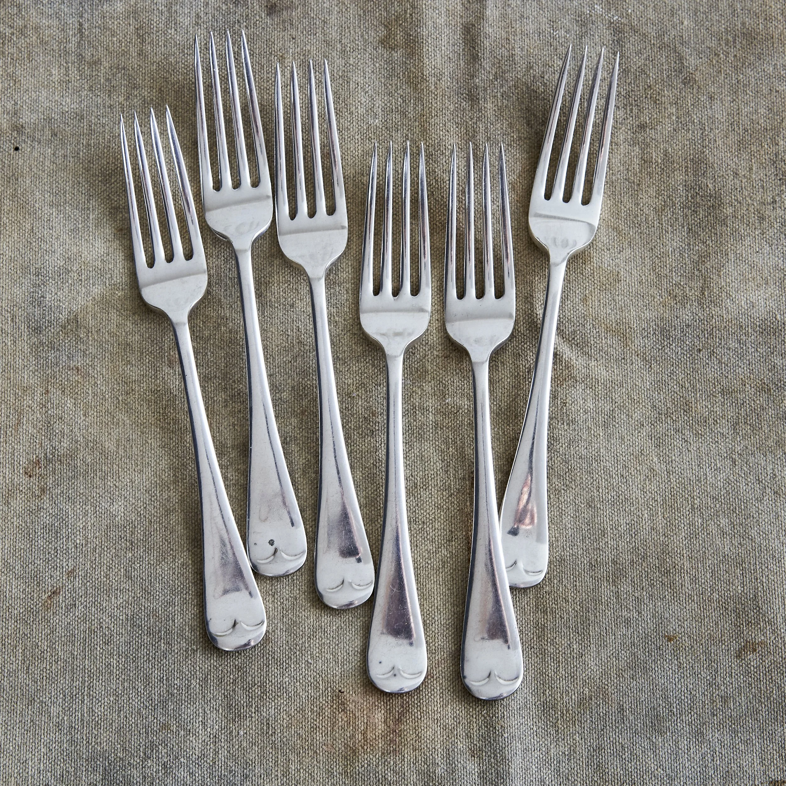6_English_Luncheon_Forks_05.jpg