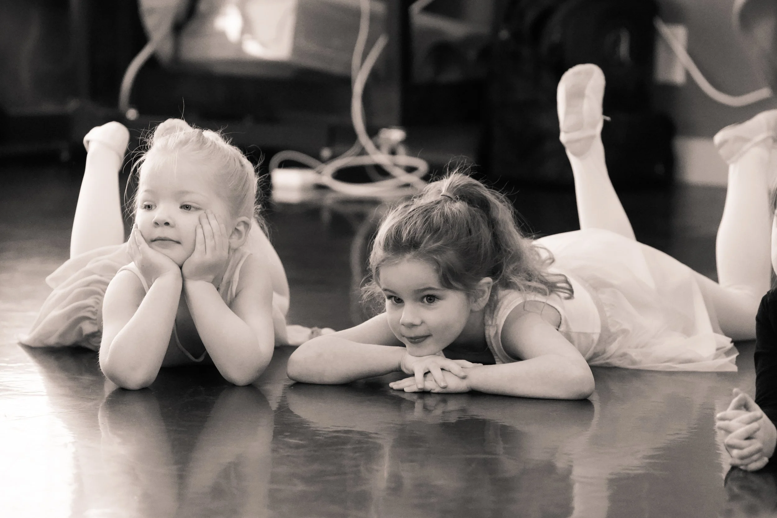 Alive Danceworks Ltd. logo