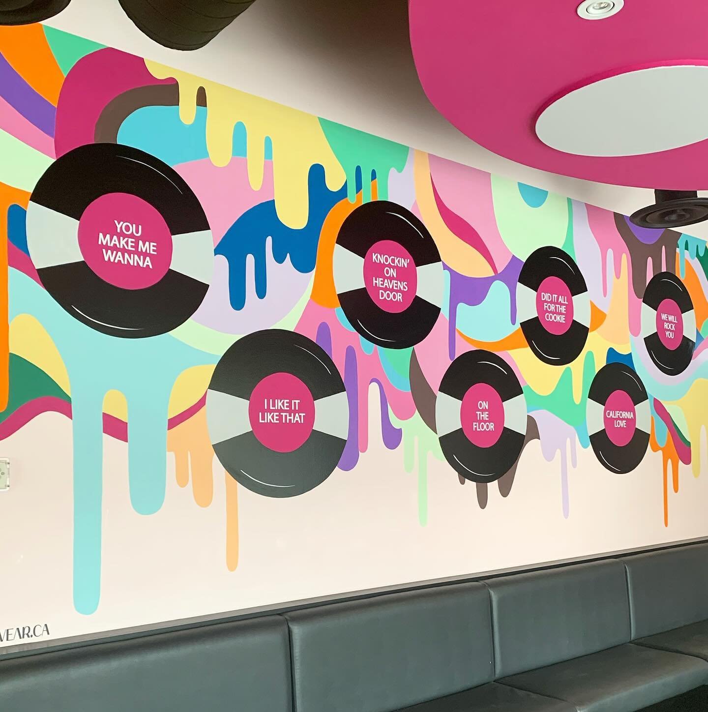 Your restaurant doesn&rsquo;t need blank walls! @spinvaughan added some colour,  they name all their desserts after great songs so we came up with this colourful wall. 

What song would you name your favourite dessert after?

#wallwear #murals #resta