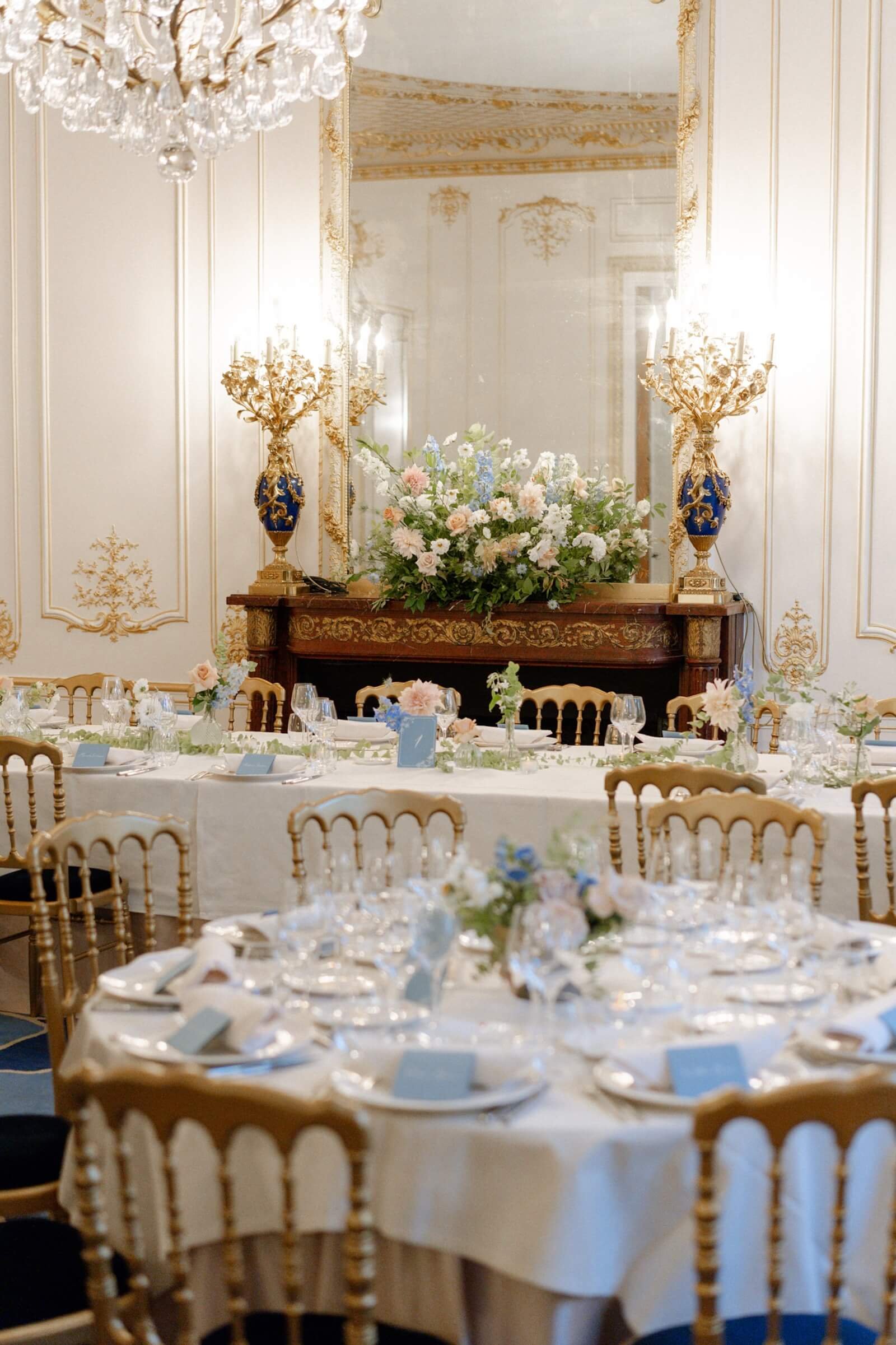 Featured Paris Destination(3).jpg