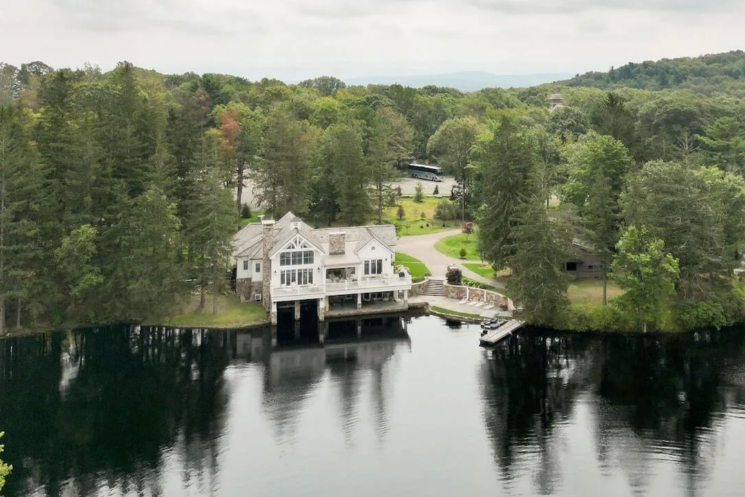 NYC, Upstate + Hamptons