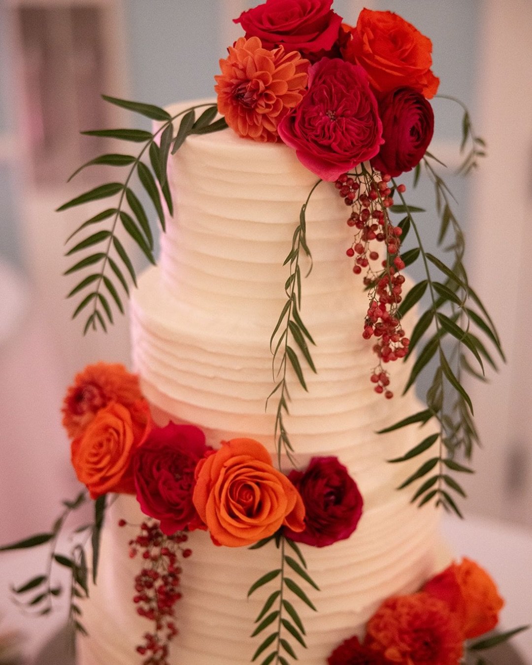 As we look ahead to spring weddings, the vibrant blooms, fresh palettes, and warmer days, we&rsquo;re still holding onto the glow of autumn celebrations like H + S in the Hudson Valley.

Warm light. Rich fall color. Growing energy

A celebration made