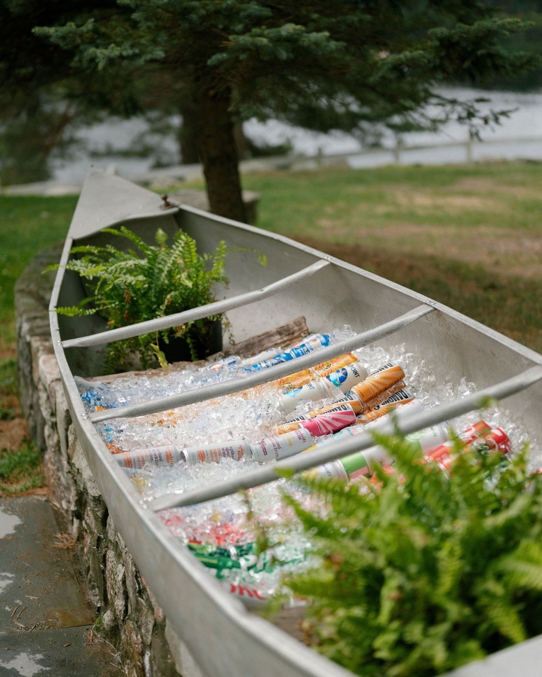 Reflecting back on K + M&rsquo;s 2025 wedding weekend and honestly, this is exactly why wedding weekends continue to have such an impact.

A boozy boat at golden hour.
Grilled peaches and cream for added juicy sweetness.
Lawn games and lake views.
A 
