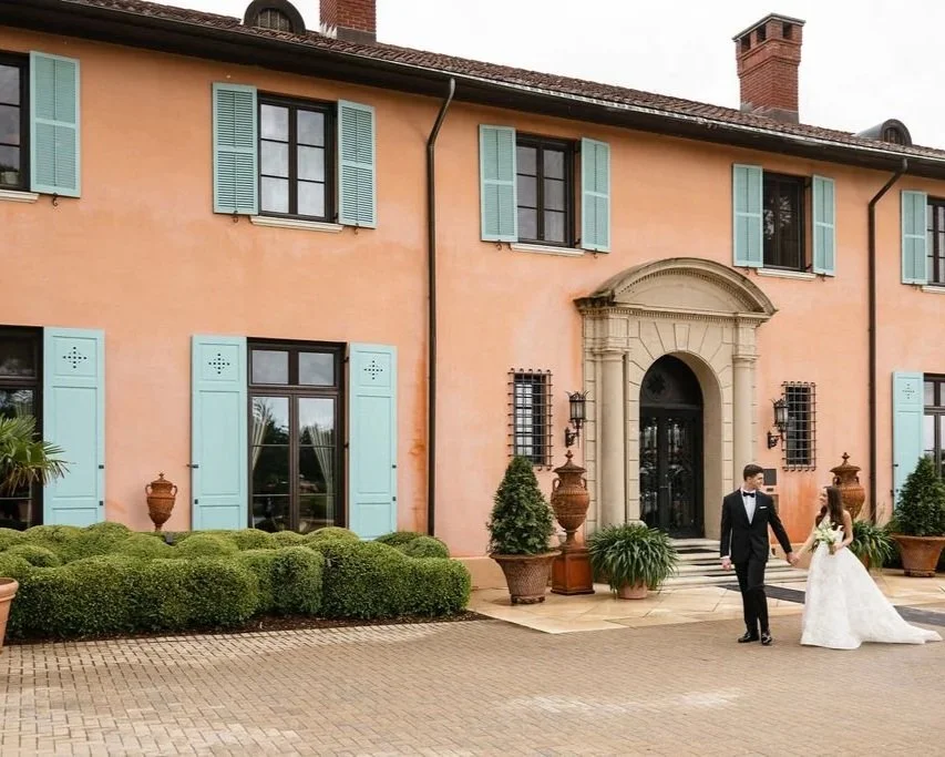Bride and Groom in front of Glenmere Mansion wedding location