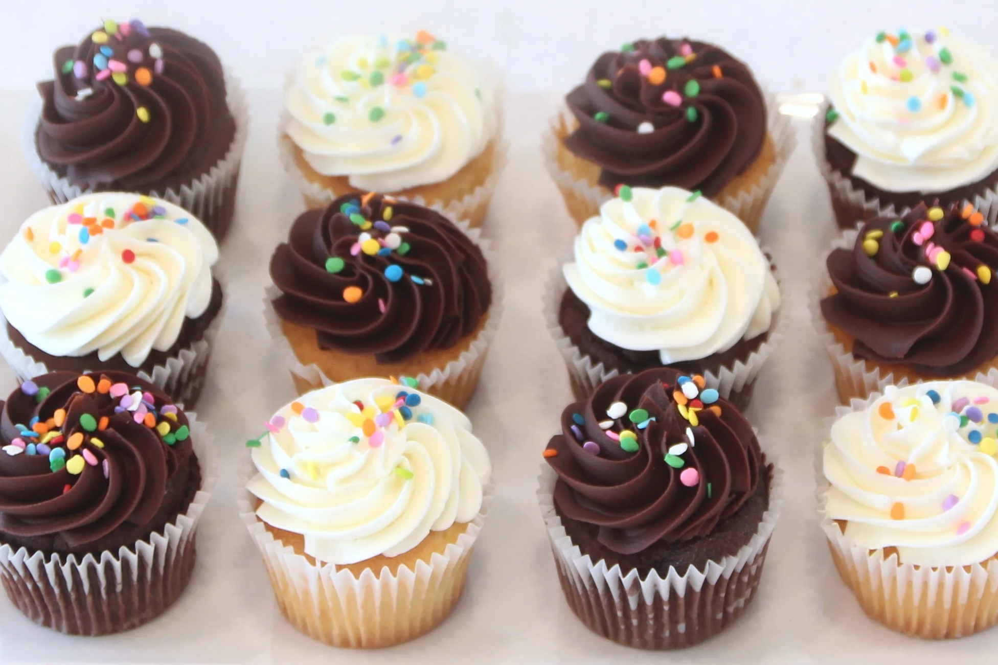 Assorted cupcakes