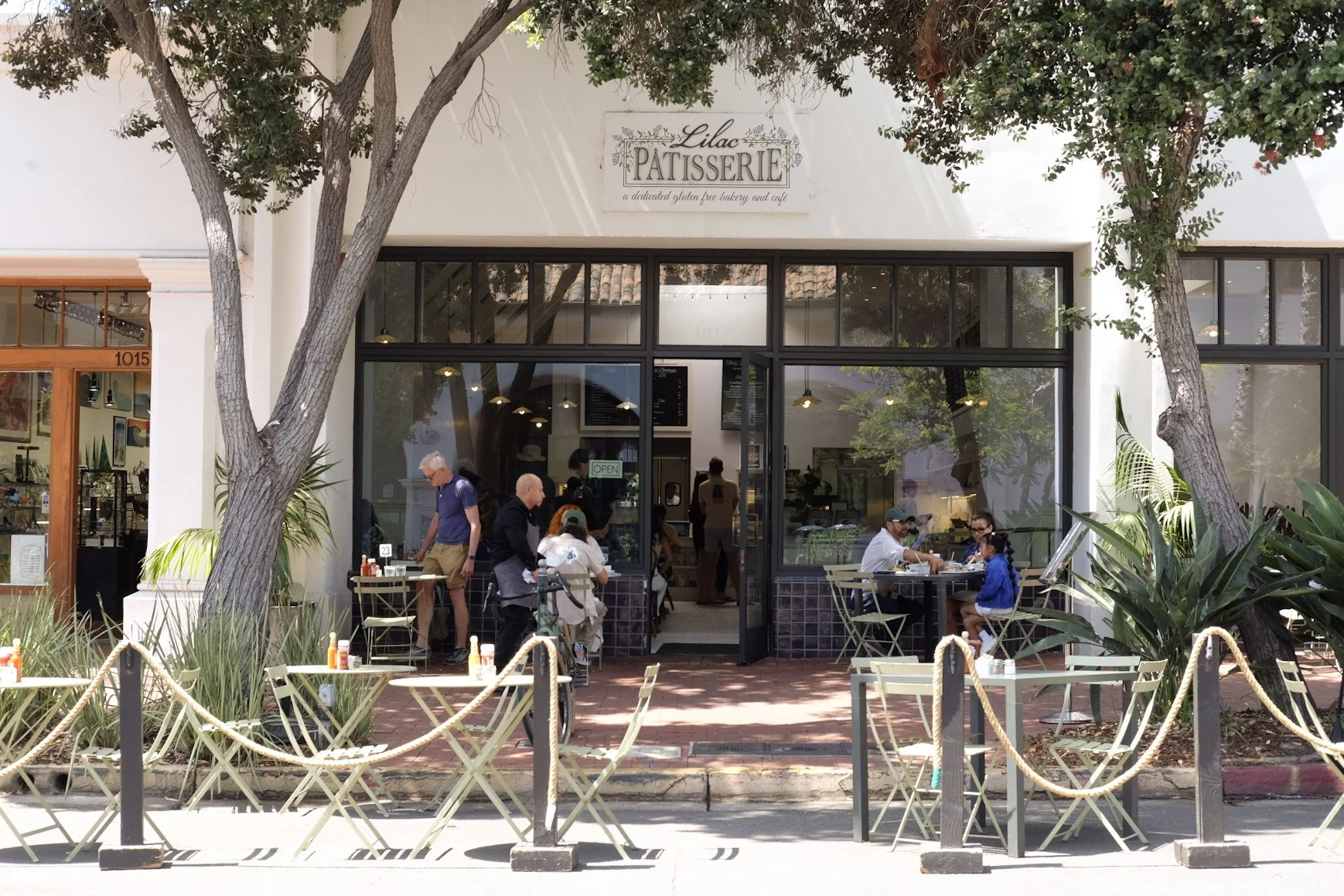 Lilac Pâtisserie storefront on State Street, Santa Barbara