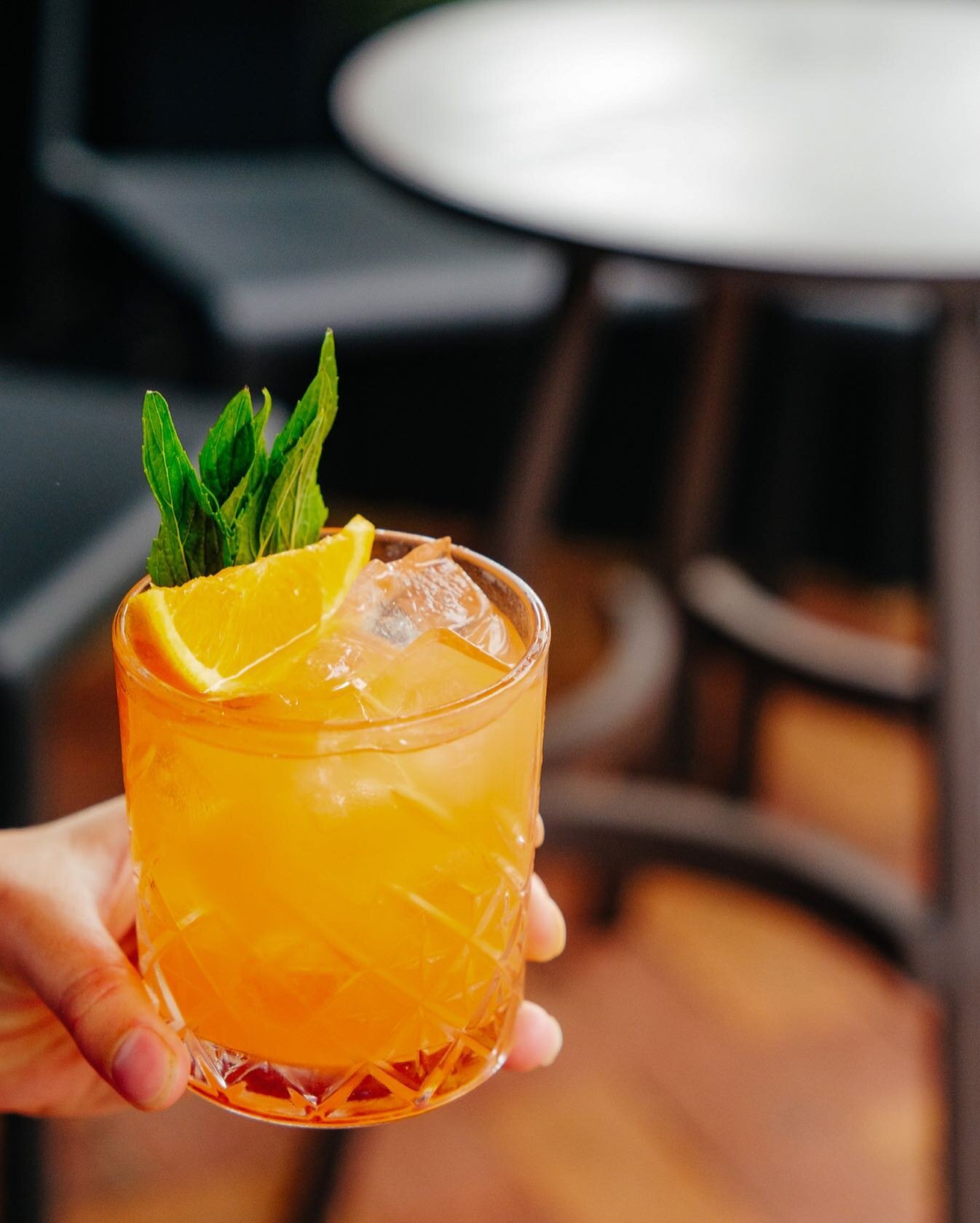 the east 8 hold up might be our top pick for the summer. 
GIN, APEROL, PASSION FRUIT, LIME
&nbsp;
pull up a chair and get your christmas long weekend started early. 

we&rsquo;ll be shaking cocktails and serving all your favourites from 12 pm with pl