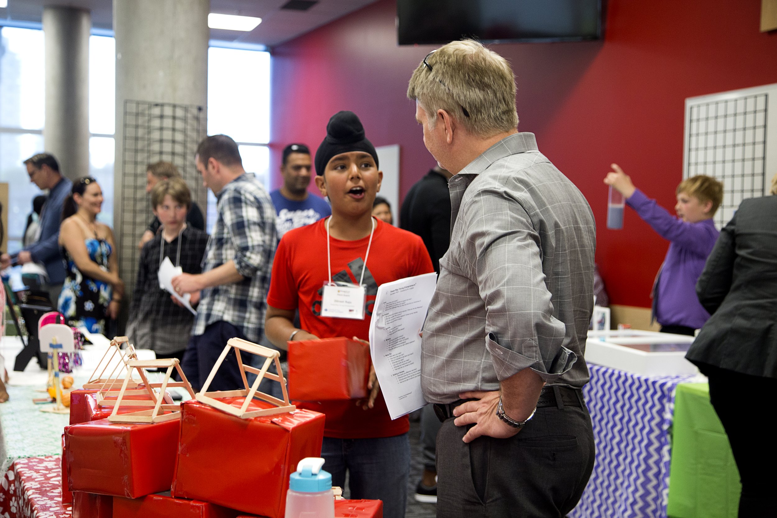 Handy Hand takes the PowerPlay Young Entrepreneur of the Year award at SFU