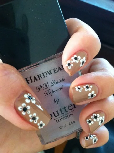 Lina's dot nail art circa 2010