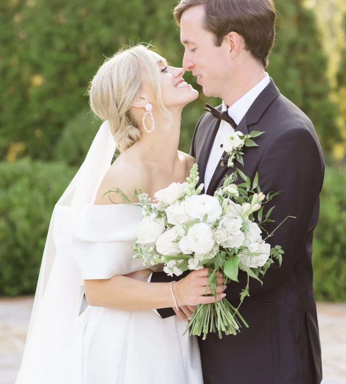 Anna & Jackson — Holly Pond Floral Co.