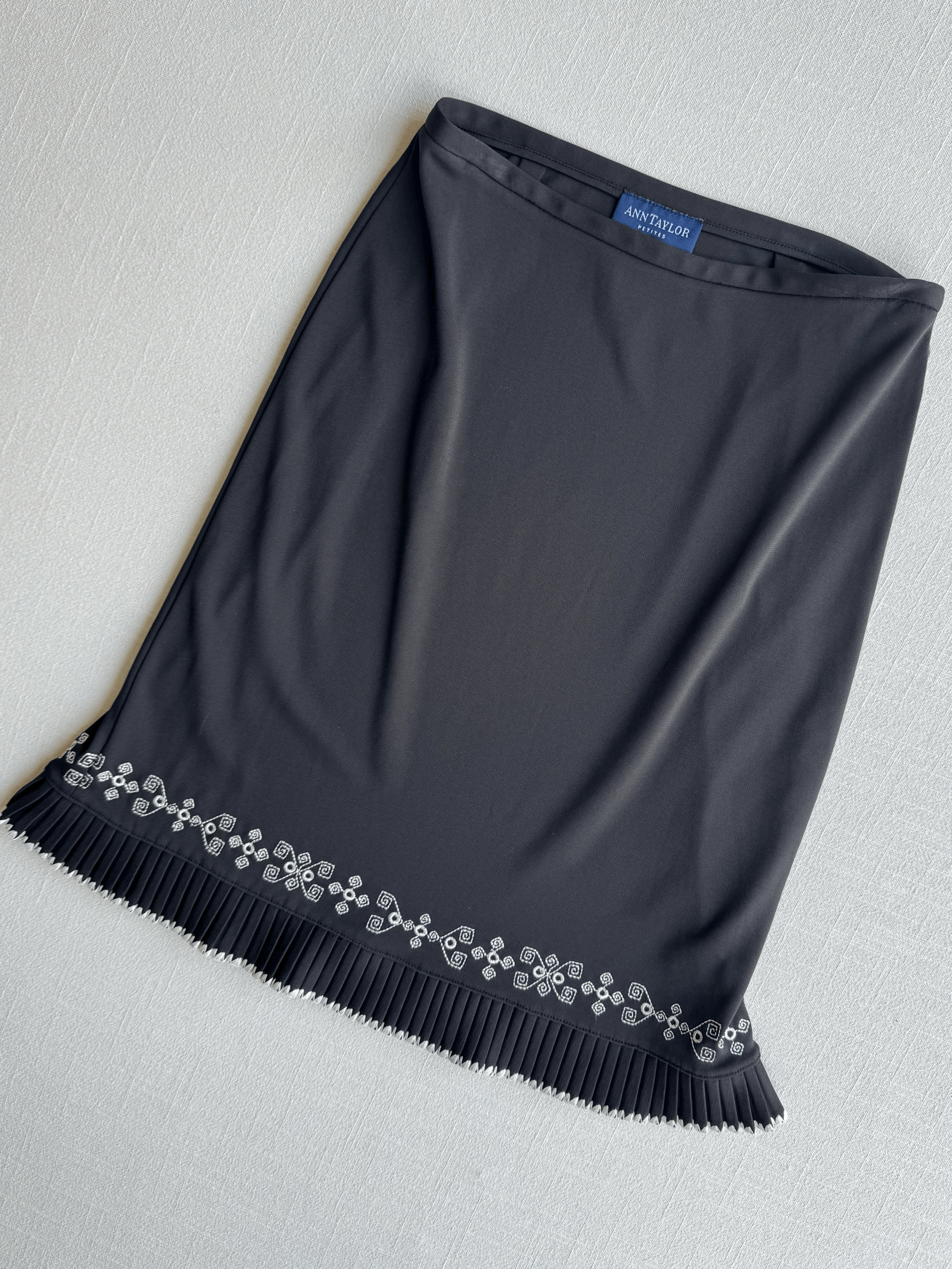 Ann Taylor Skirt (0 Petite)