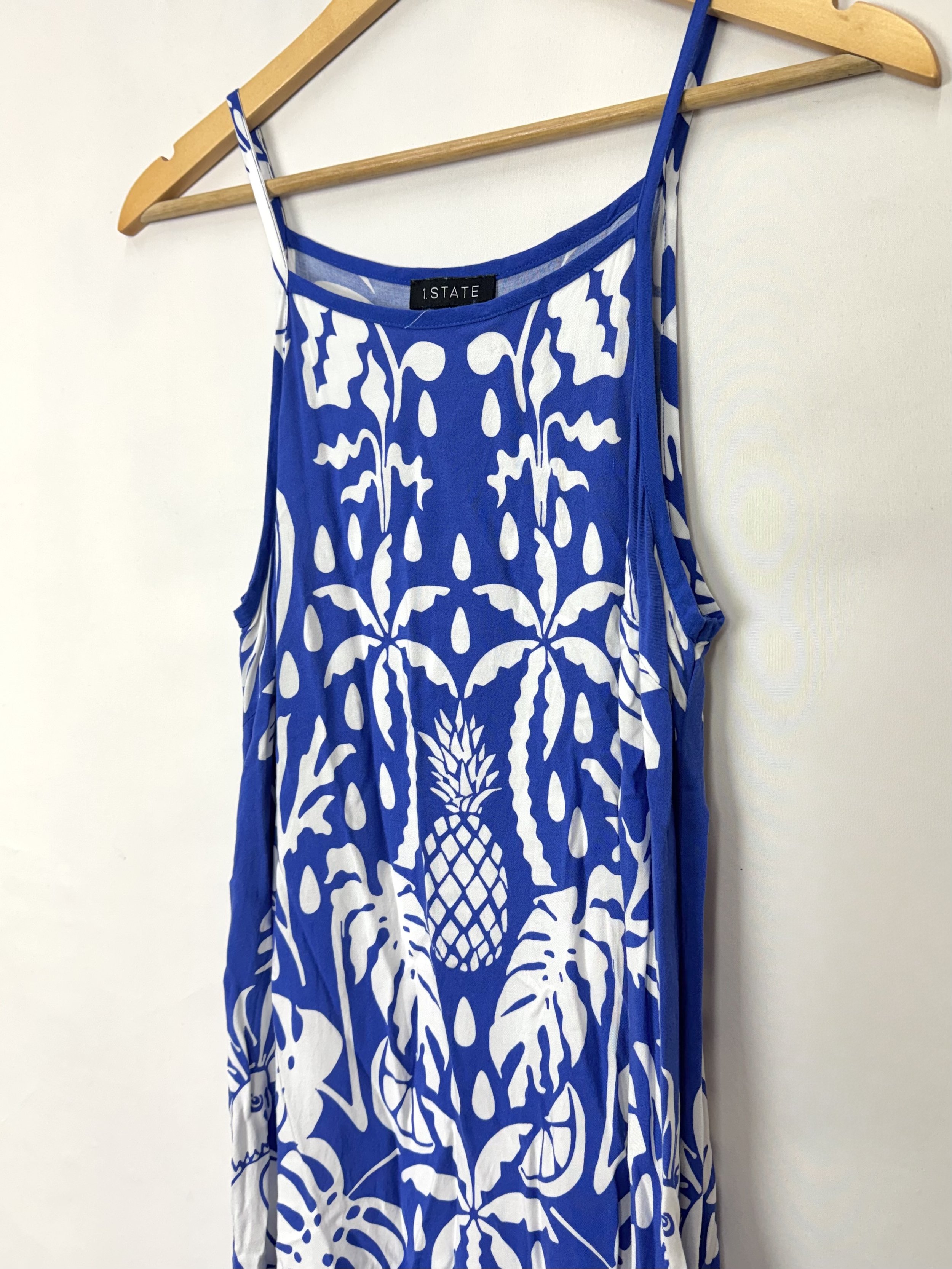1. State Dress (S)
