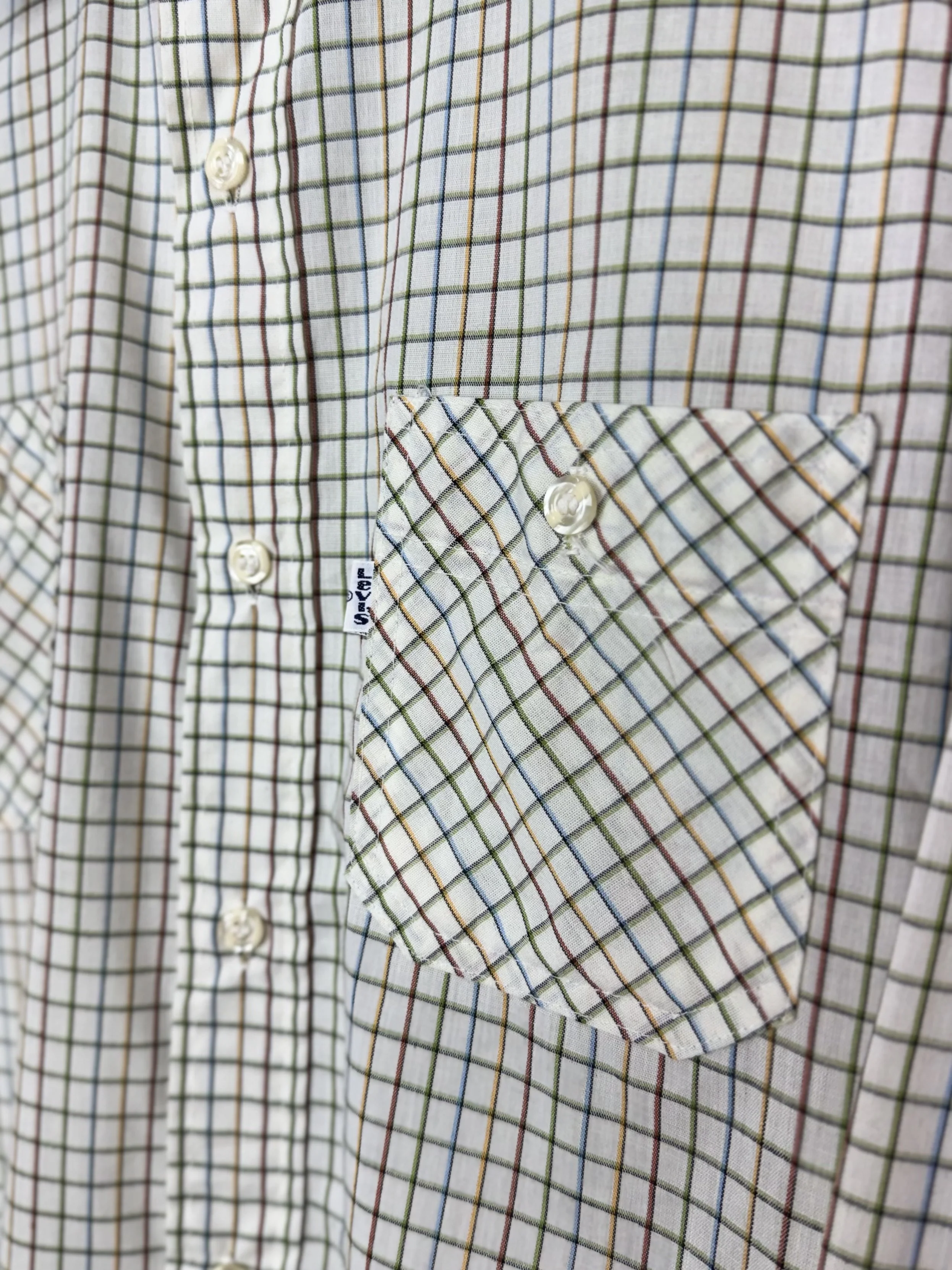 Vintage Levi's Plaid Button Down (M)