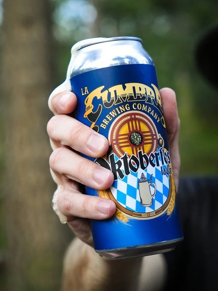 OKTOBERFEST 🥨 @lacumbrebrewing 
🍂This Bavarian style lager is back for the season! La Cumbre brewed this smooth and malty beer in the style of the true Bavarian tradition and always crafted for maximum festivity. ✨

Rich toasted notes with a clean 