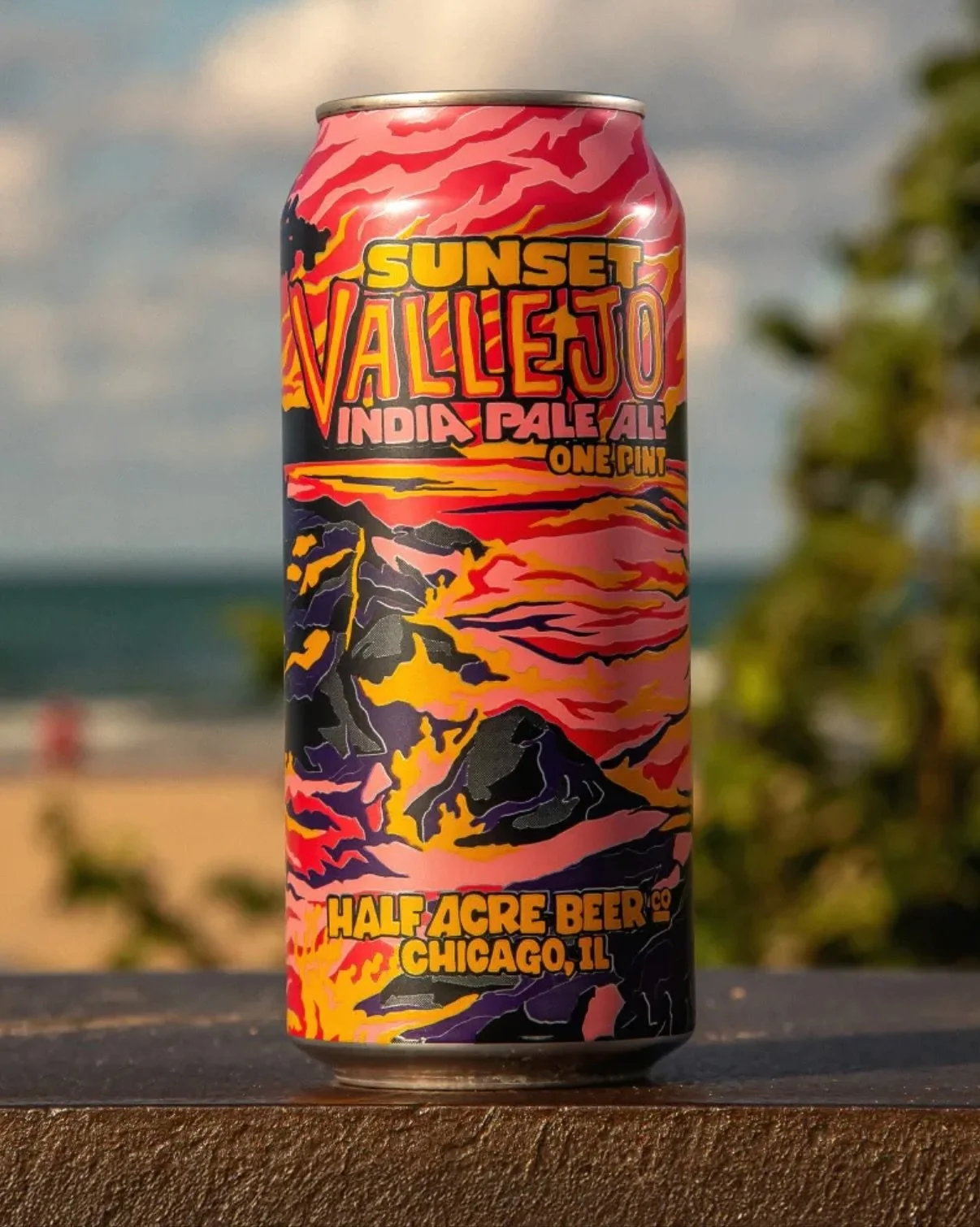 New limited releases from @halfacrebeer are here and we are stoked! 🙌

🌅Sunset Vallejo IPA
The final member of the Vallejo family trilogy for 2025 has arrived. Featuring New Zealand hops that elevate this clear, crisp IPA, with aromas of melon, ber
