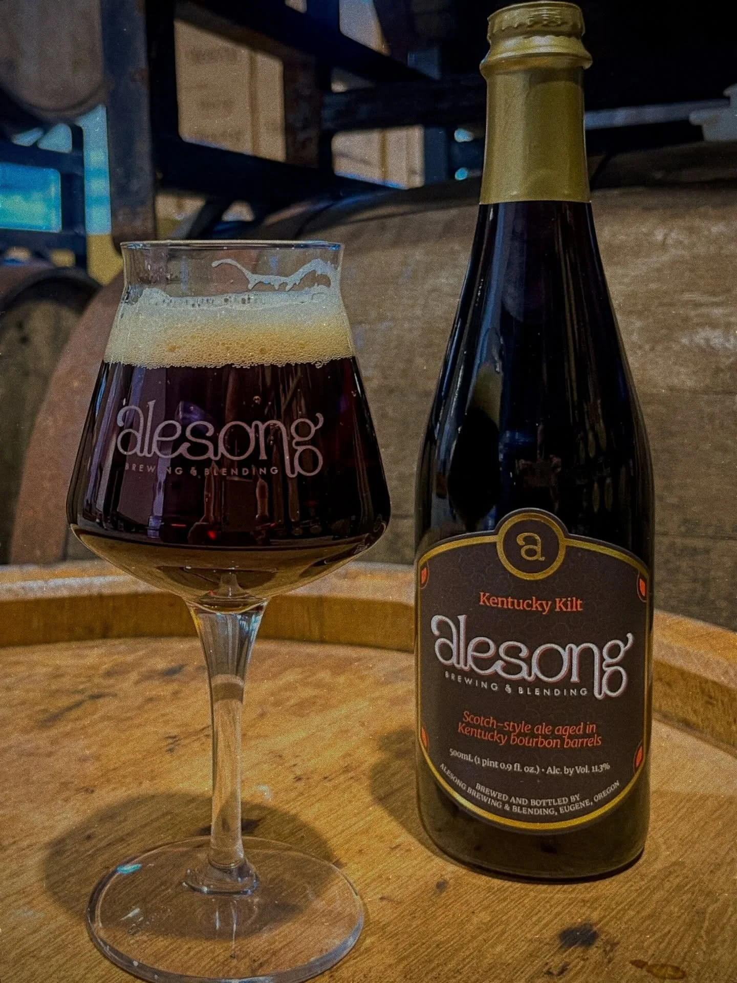 Kentucky Kilt 🪵 @alesongbrewing 
An annual fan favorite, Kentucky kilt is a very malt forward, amber colored Scotch-style ale that was matured in Wild Turkey 16 year bourbon barrels. 

These freshly emptied  barrels, bring a tantalizing aroma of van