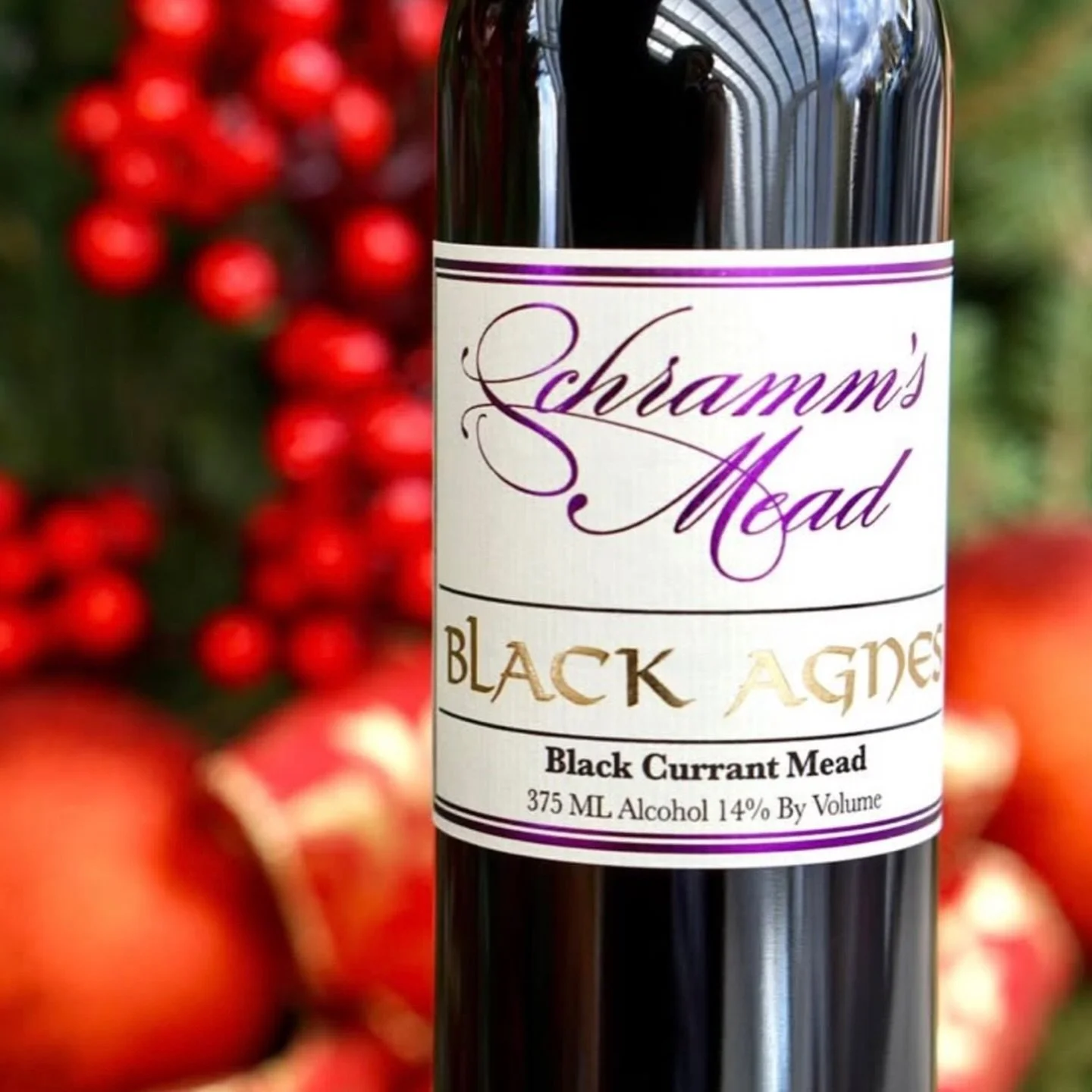 @schrammsmead is available for all of your holiday festivities ✨ 

🍷Black Agnes - a sweet black currant mead that offers potent notes of the berry balanced with the sweetness of premium honey 🍯 

🍷Patty Fay - a Cranberry Ginger Mead that is an imm
