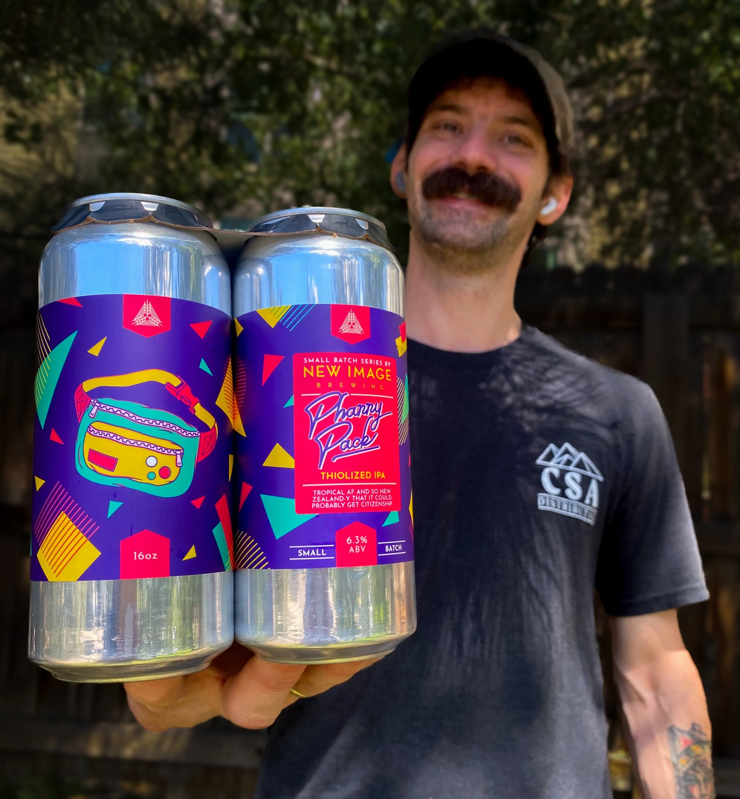 Phanny Pack NZ Hazy IPA ✨ @nibrewing New Image Brewing rolled out a bitchin&rsquo; blast from the past!

The New Zealand hops steal the show - Phanny Pack is zipped up thiol-rich southern hemisphere hops from Freestyle Farms.

Phanny Pack is a rippin