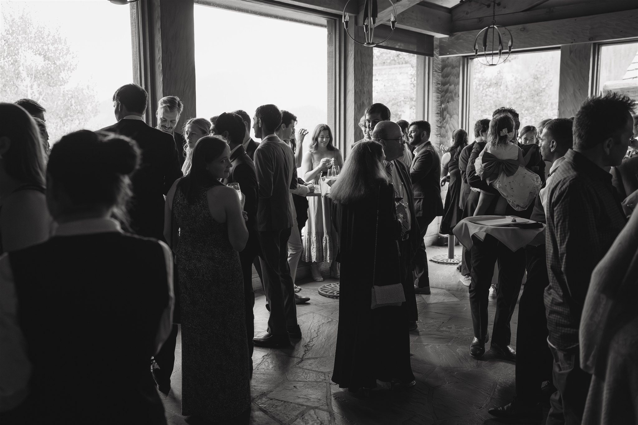 guests at cocktail hour