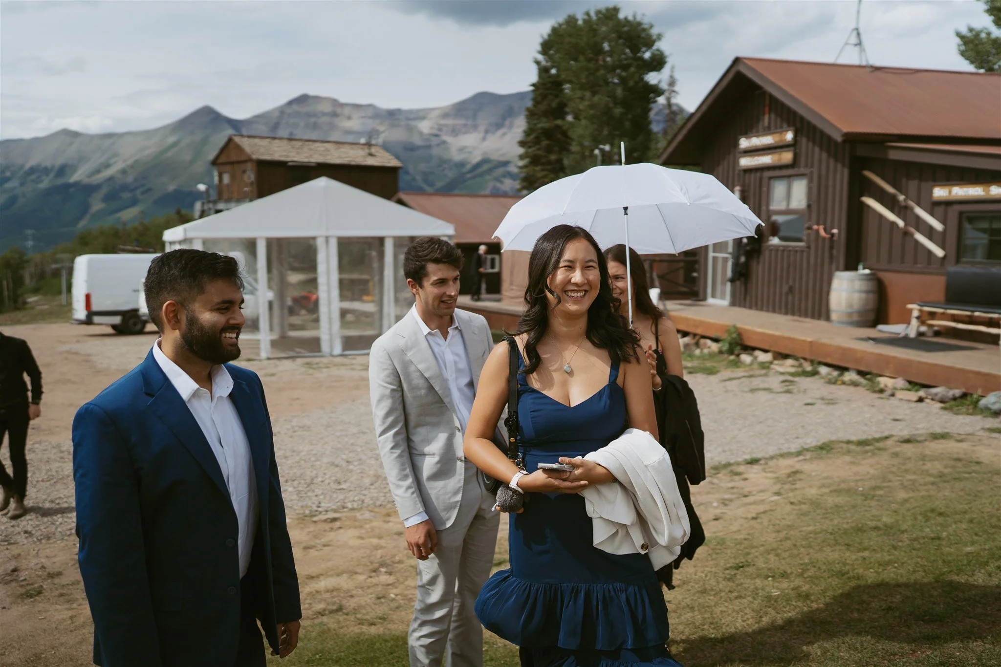 guests showing up at San Sophia Overlook