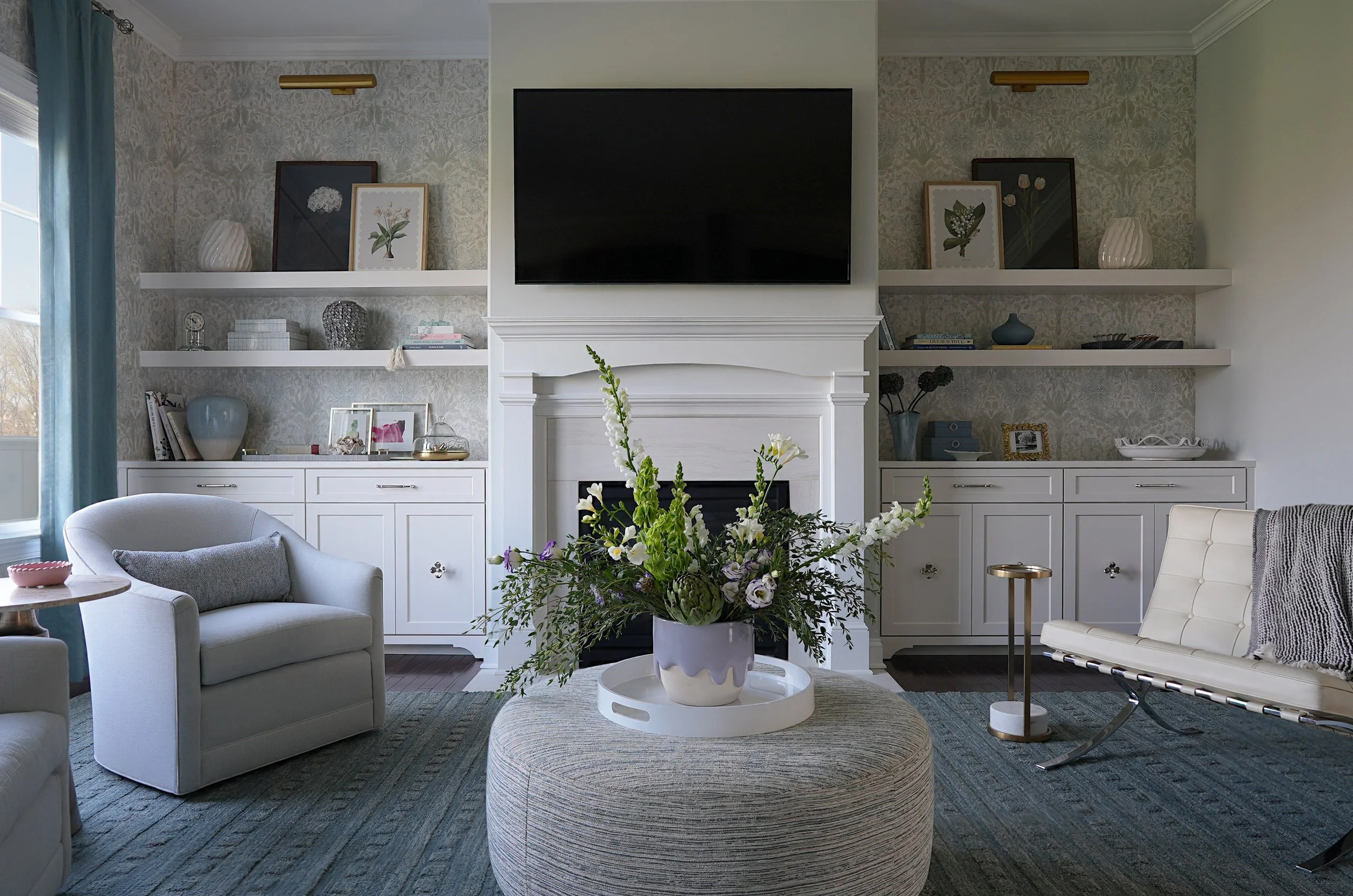 Living room renovation Pittsburgh Pennsylvania Morris & Co. Wallpaper interior designer Molly Lucas Maison de Molly 