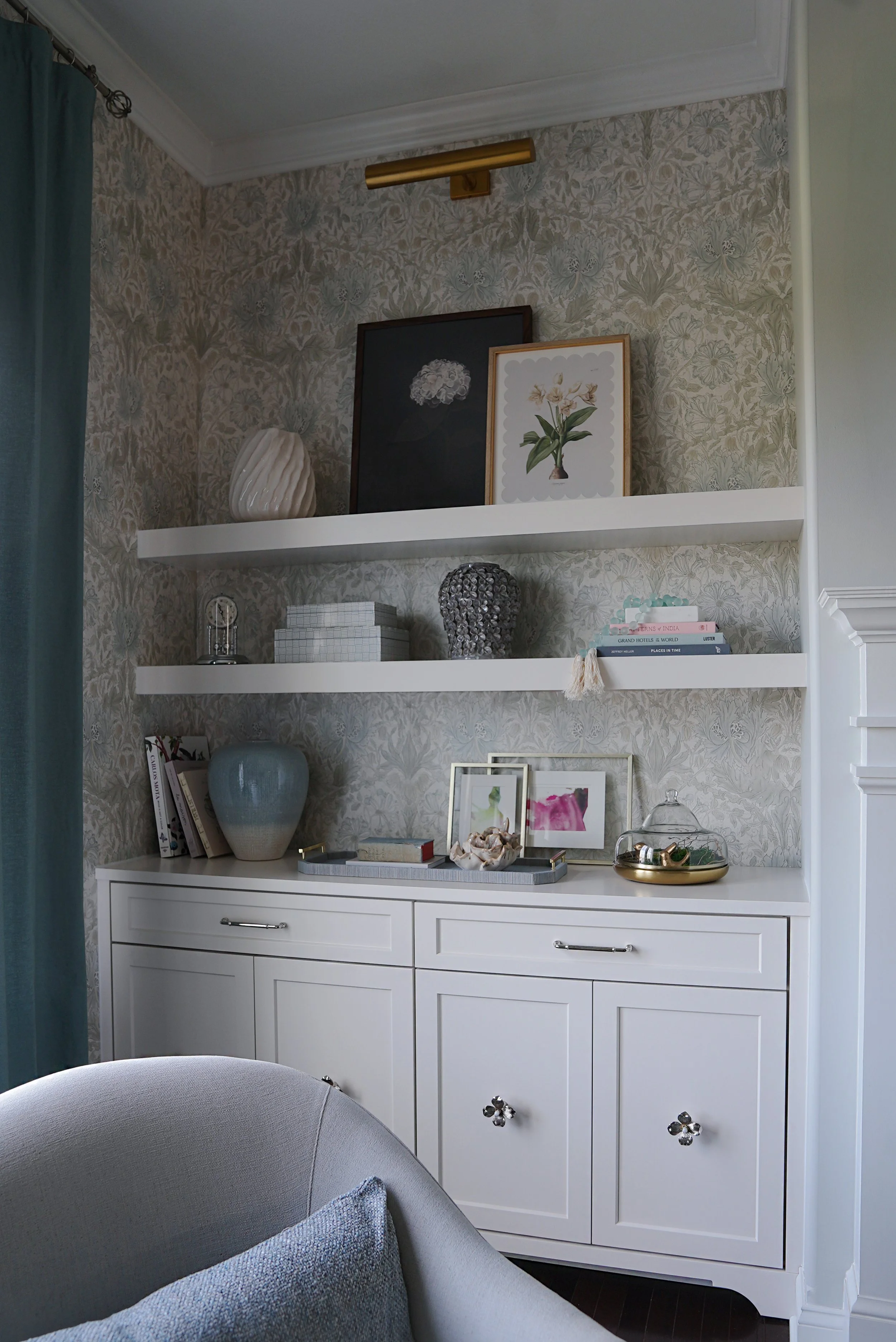Living room renovation Pittsburgh Pennsylvania Morris & Co. Wallpaper interior designer Molly Lucas Maison de Molly 
