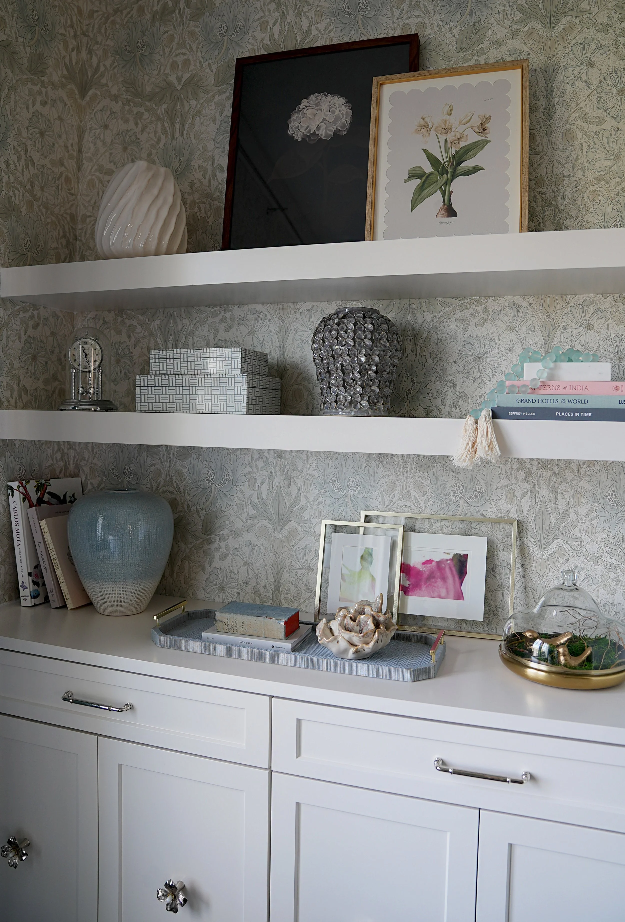 Living room renovation Pittsburgh Pennsylvania Morris & Co. Wallpaper interior designer Molly Lucas Maison de Molly 