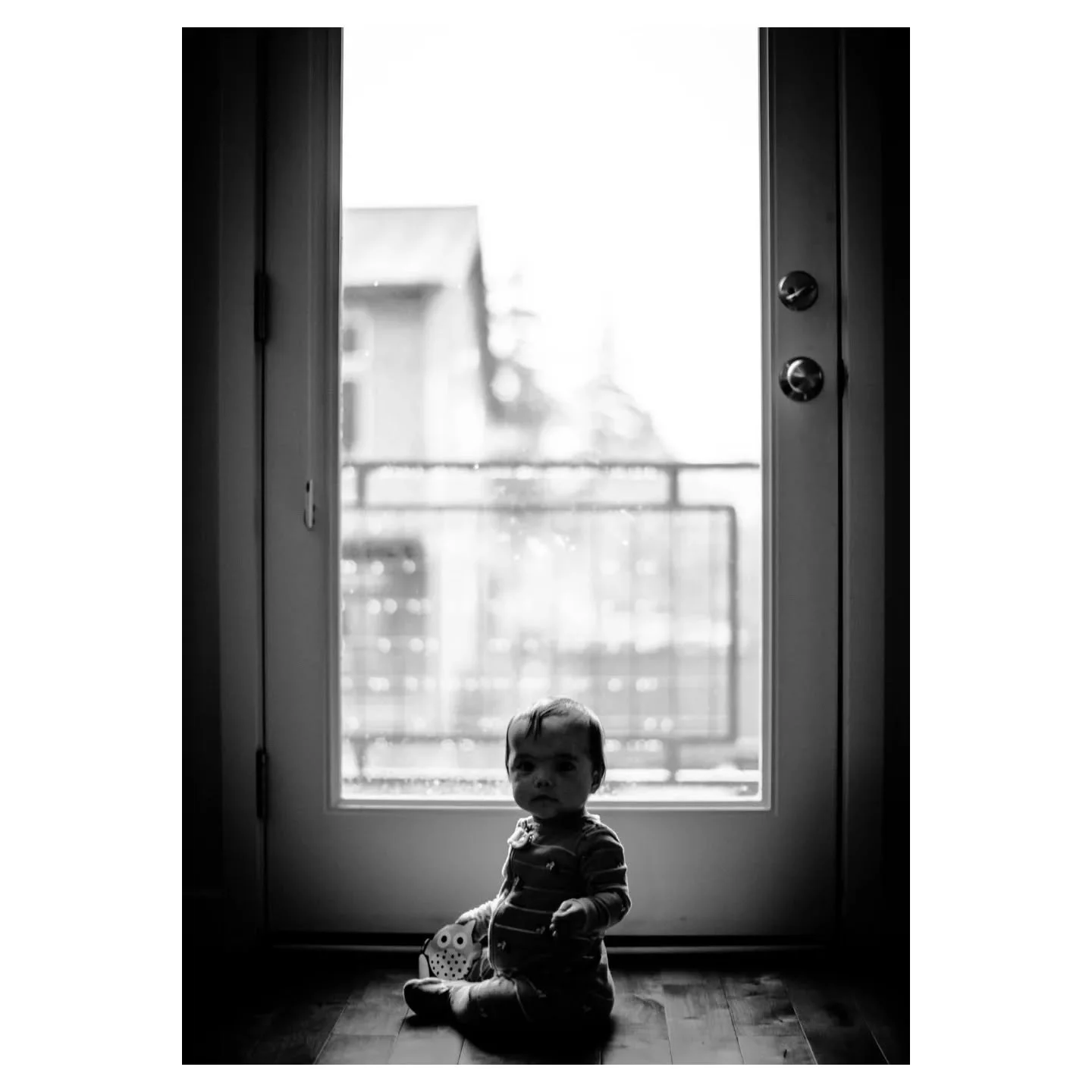 In an alternate dimension, I'm a black and white photojournalist.

#blackandwhite #candid #photojournalism