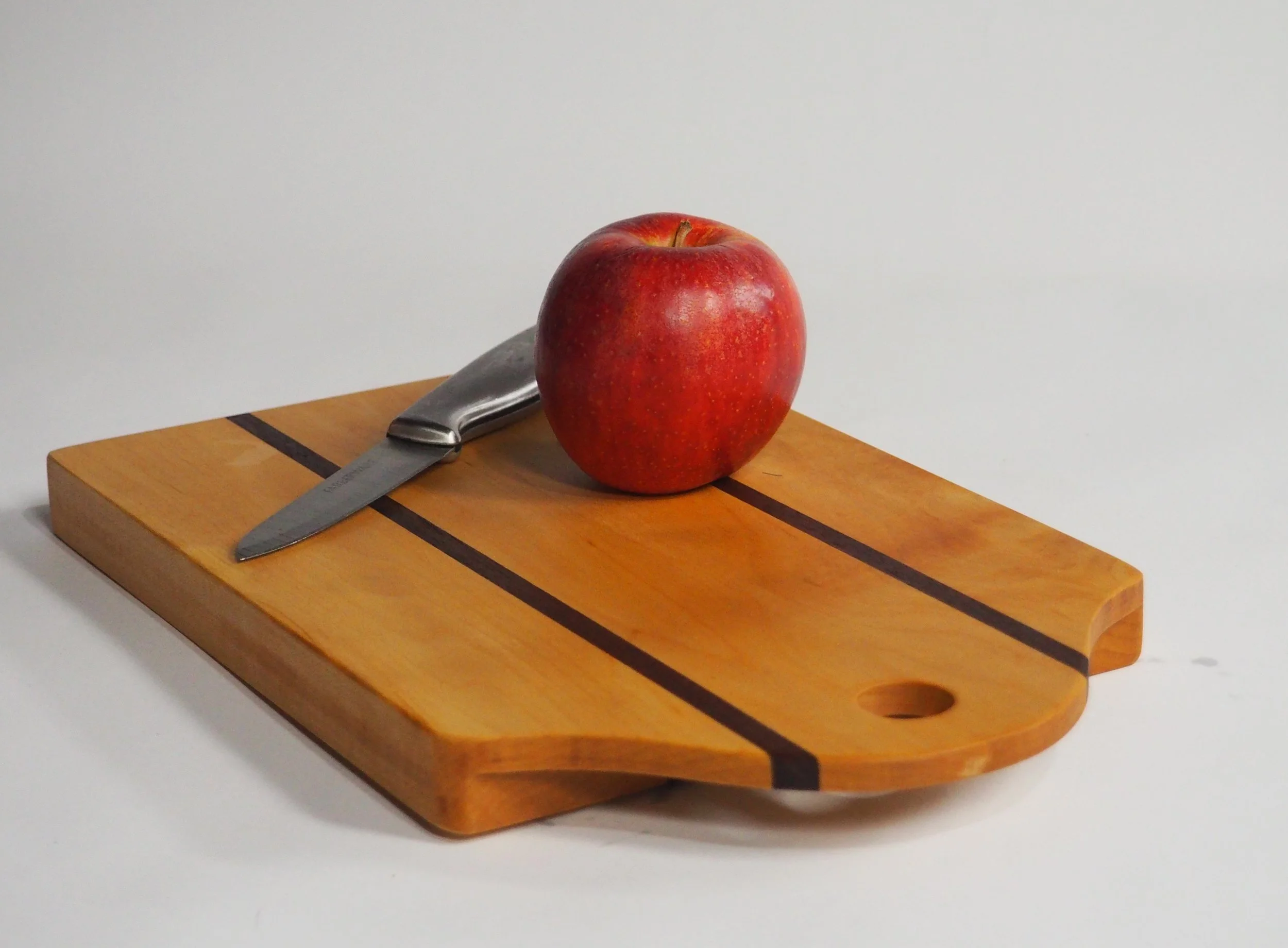 Classic Cutting Board