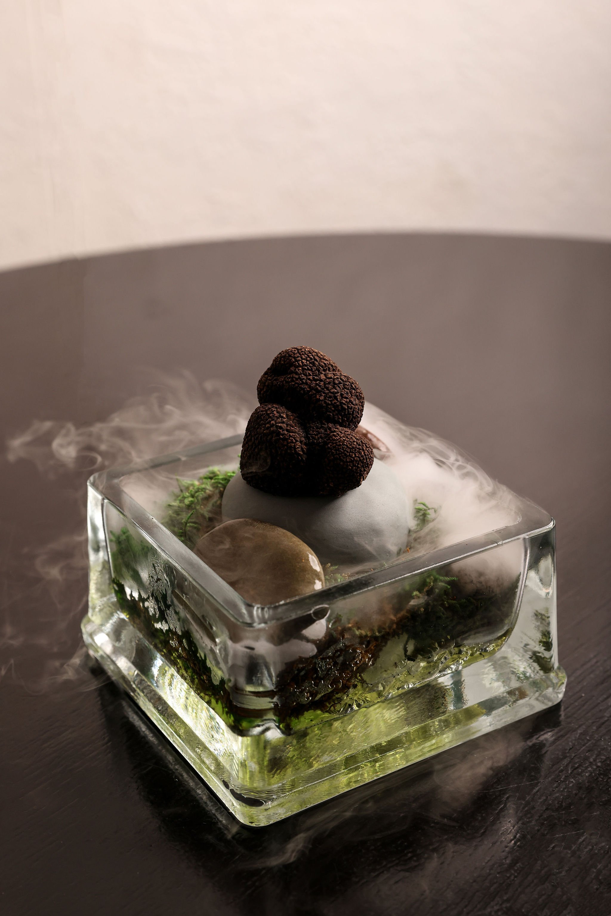 TSEGSYD_TROLLEY_TRUFFLEMENU_SamanthaRose_1oh1Media_June2023-6[1].jpg