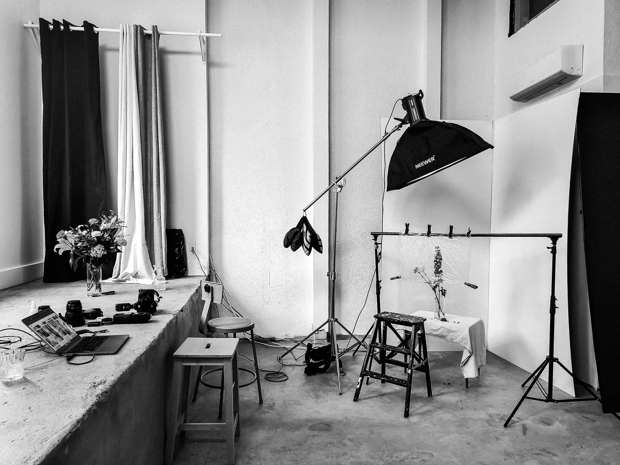 Montreal photo studio setup in Villeray - behind the scenes