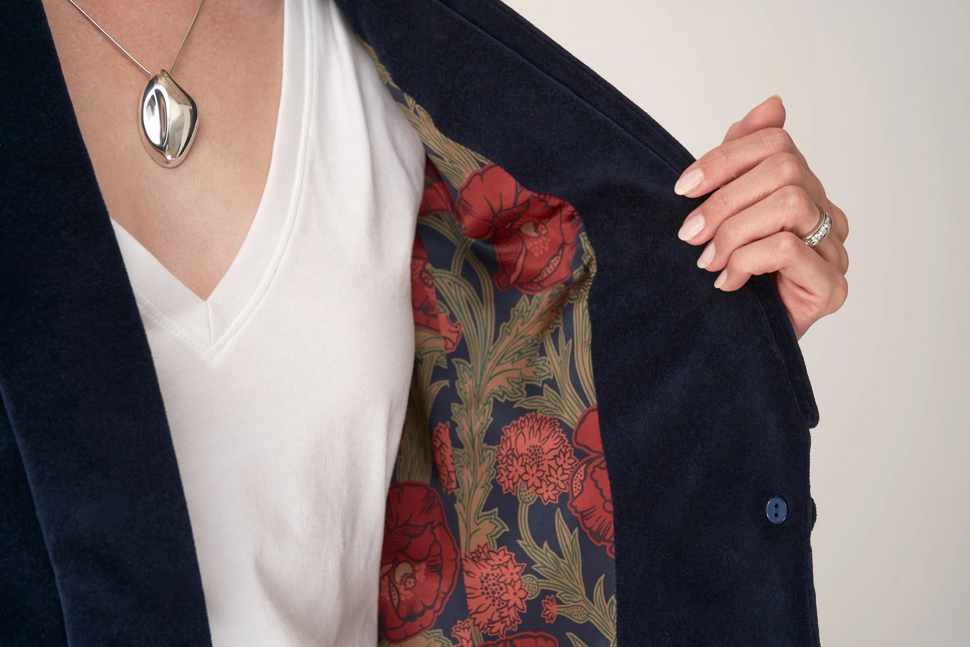 210-Canada-Custom-Blazer-Jacket-Women.jpg