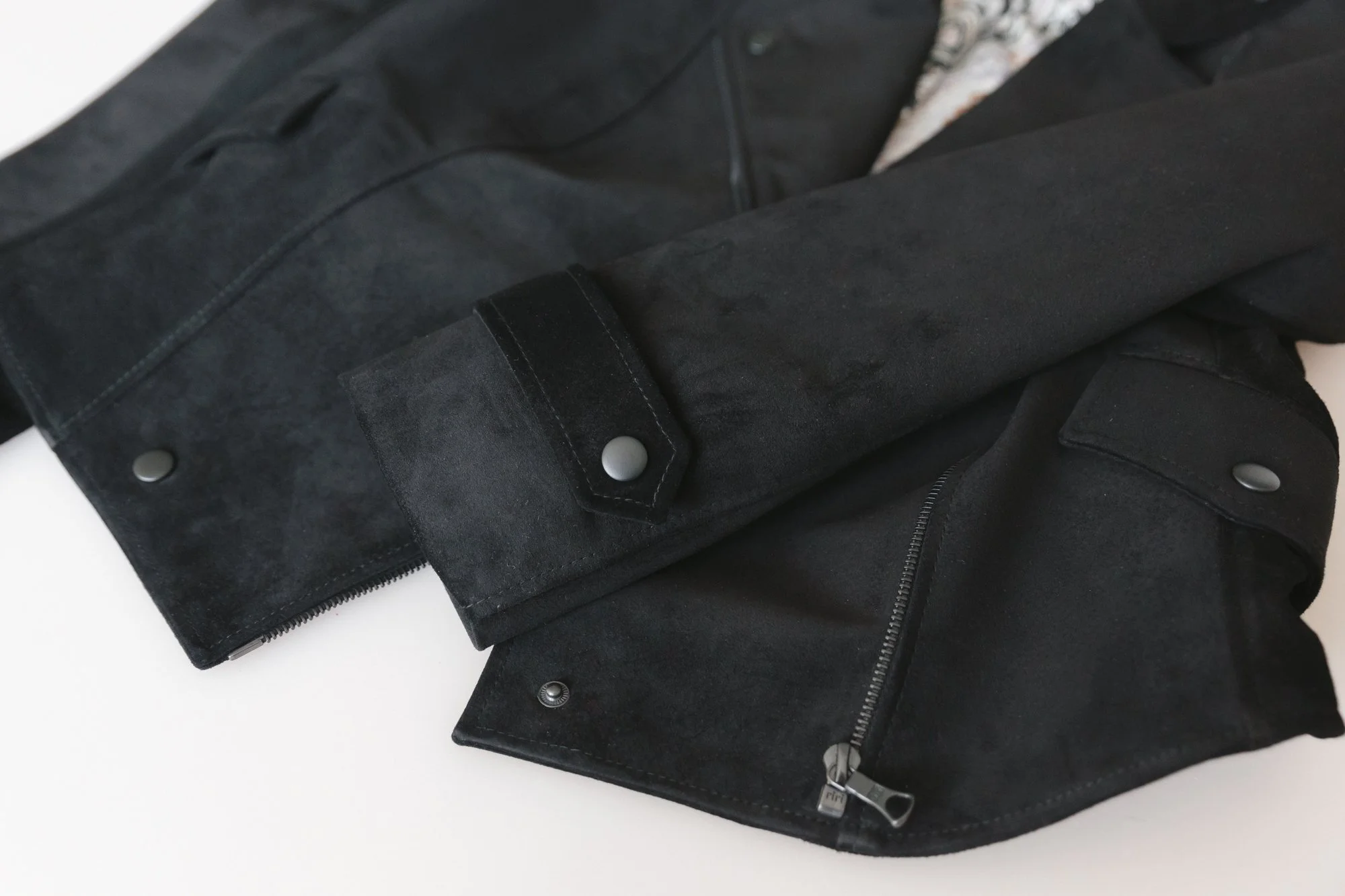 50-Canada-Custom-Leather-Jacket-Women.jpg