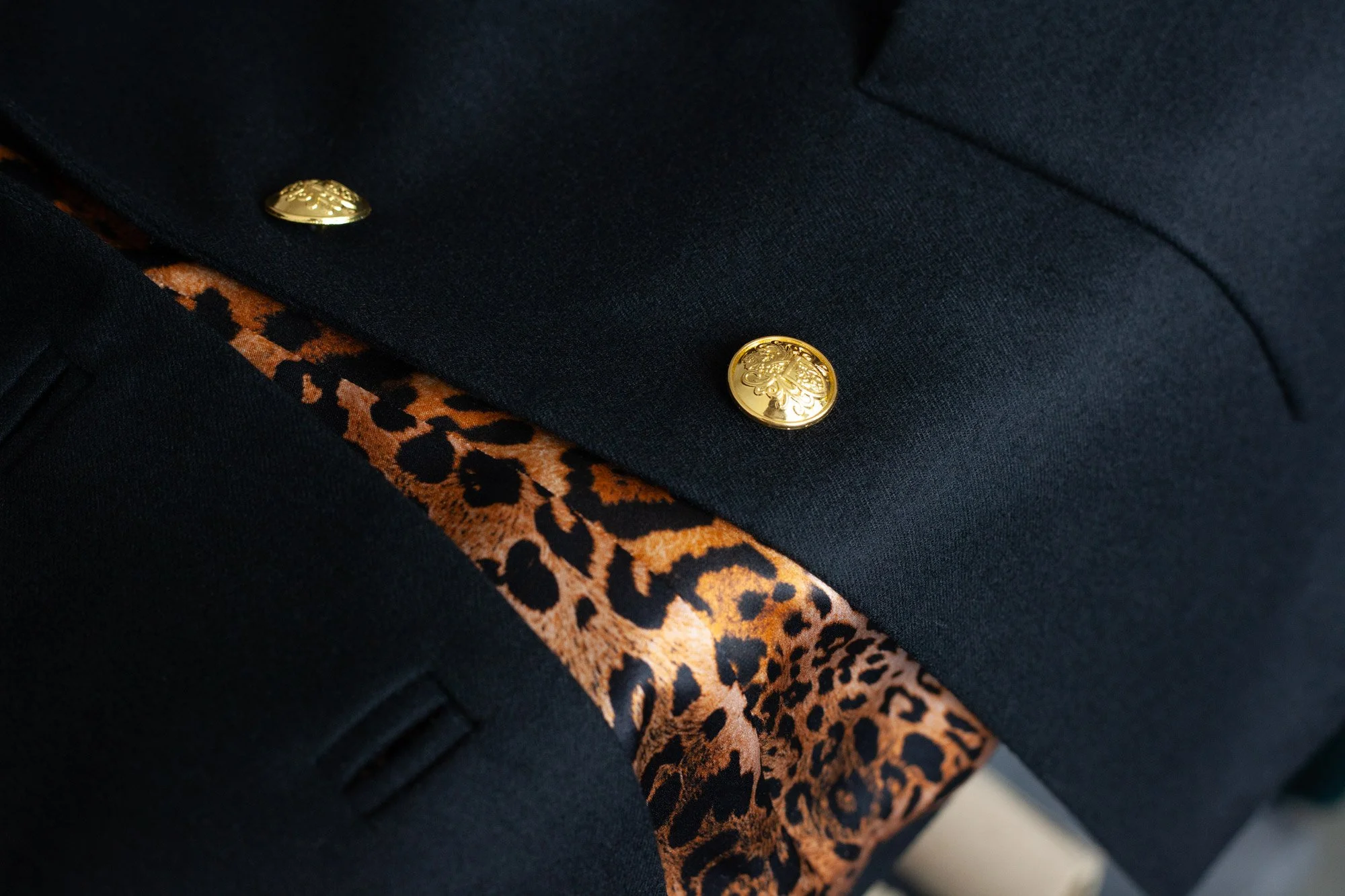 212-Canada-Custom-Blazer-Jacket-Women.jpg