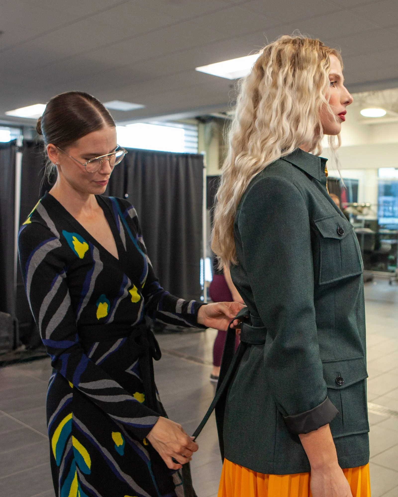 Anneke-Forbes-Backstage-Fashion-Show-9.jpg