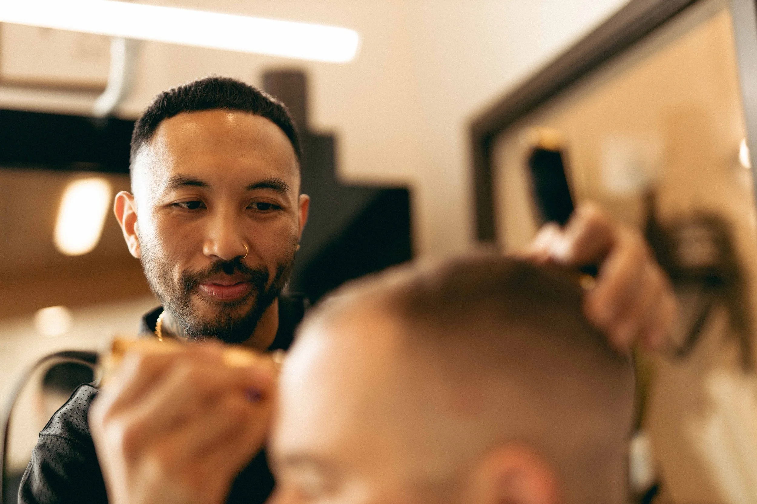 IV BARBER LOUNGE