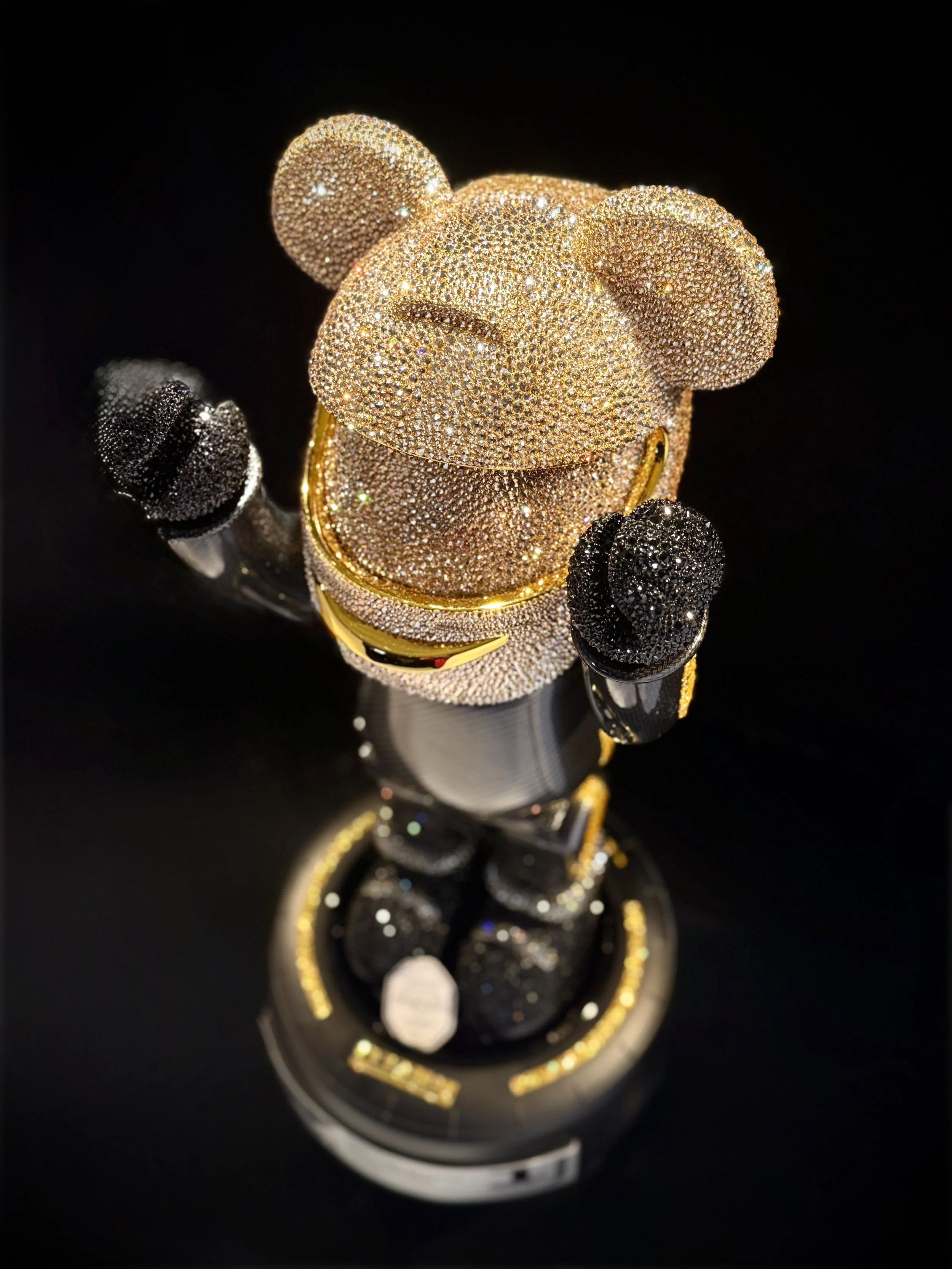 HEROO a collaboration with Italian Artist Matteo Machiavelli