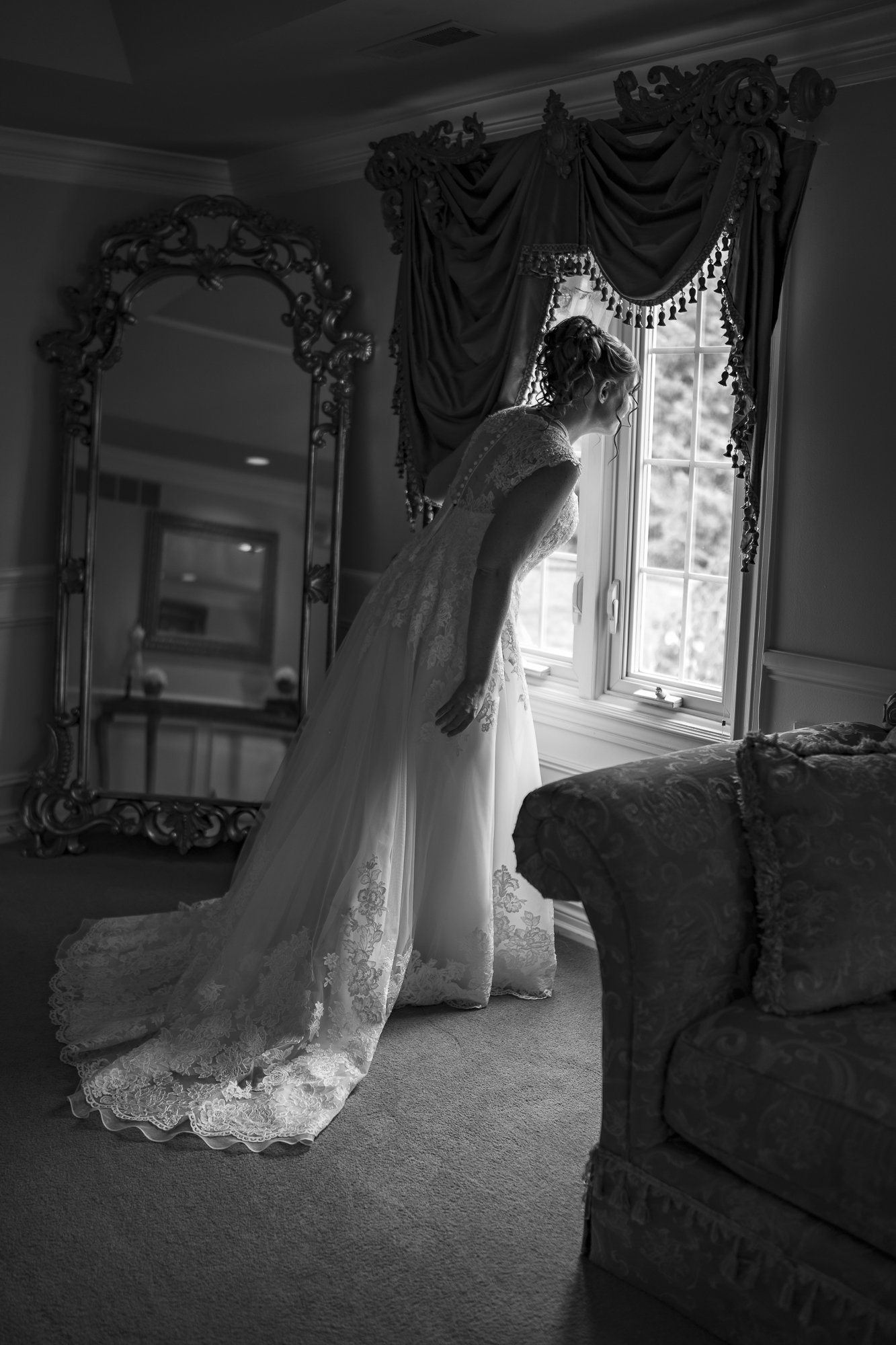 How to Find Your Dream Wedding Dress: A Bride’s Guide to Saying Yes with Confidence