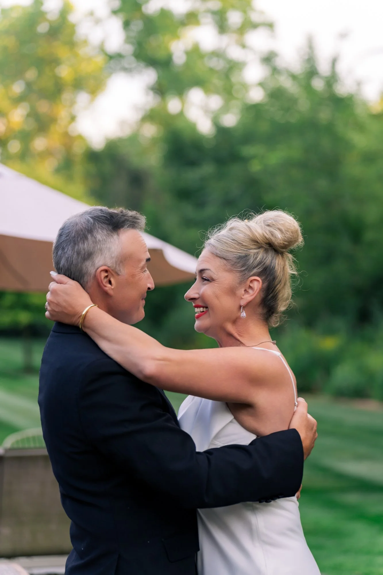 An Intimate Backyard Wedding in Michigan Full of Heart