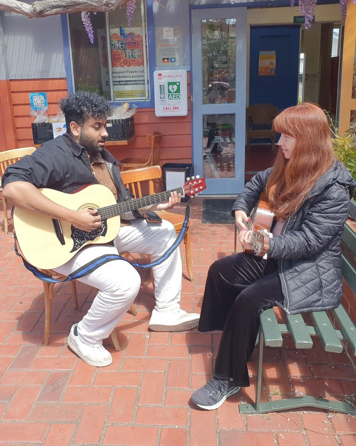 πΈ Got a guitar sitting at home? Bring it down to Jika Jika on Tuesdays for the Just Keep Strumming beginner group.
Led by our music enthusiast Udara, sessions run for 45 minutes and all you need is your guitar.
• Every Tuesday, 3pm
• Jik