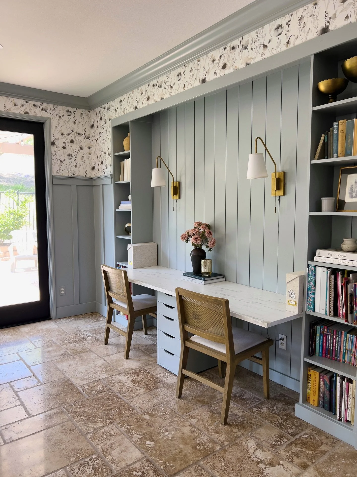 The evolution of a space:
Swipe to see how this little nook in our home has evolved over the past five years! Adding this little desk area to a random nook in our dining room in 2020 was a game changer, but painting all of the moulding to match it an