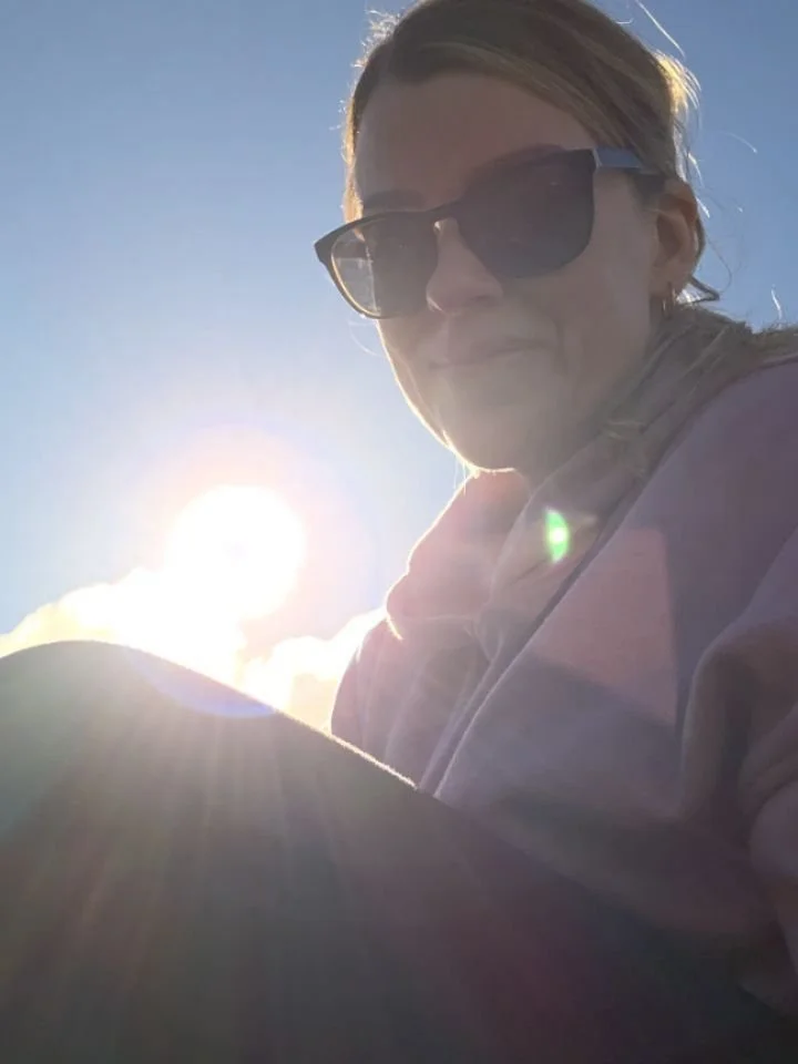 They say there's nothing actually special about the 8/8 portal we always hear about - but i dunno... something about today has felt pretty special to me! ✨️

I couldn't decide whether to go to the gym or walk the lake thismorning. Then a little voice