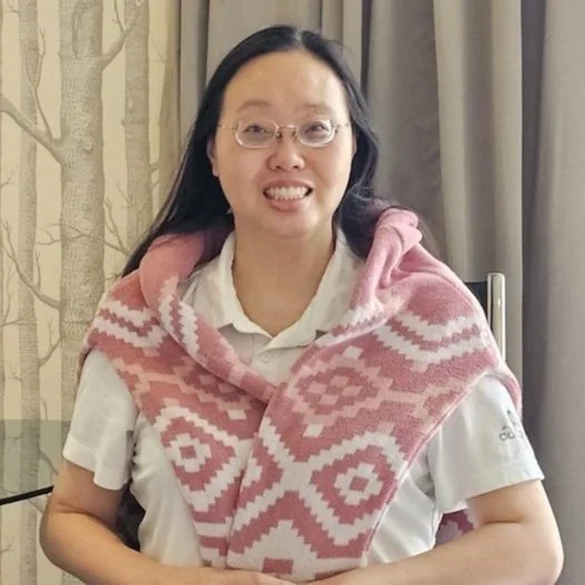Meet Psychologist Ho Shee Wai of the Counselling place, providing counselling, psychologist assessment, EMDR in English, Mandarin & Cantonese