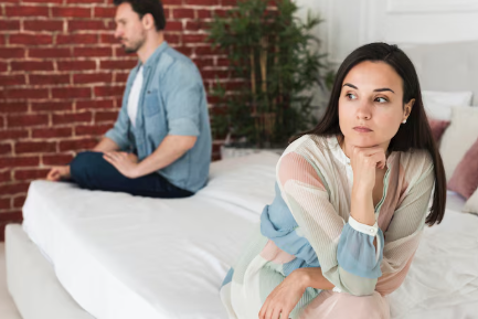 Emotional distance between partners during the end of a relationship