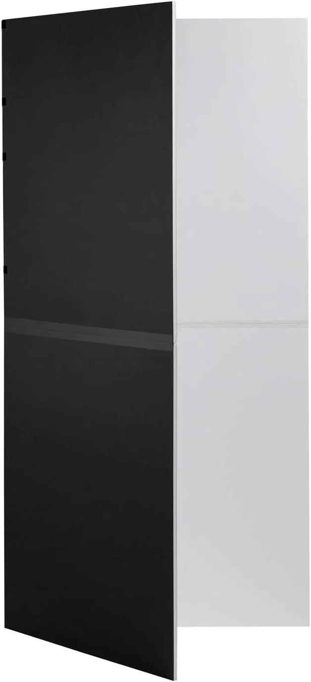 V-Flat light reflector and flag for controlling light in premium photography studios.